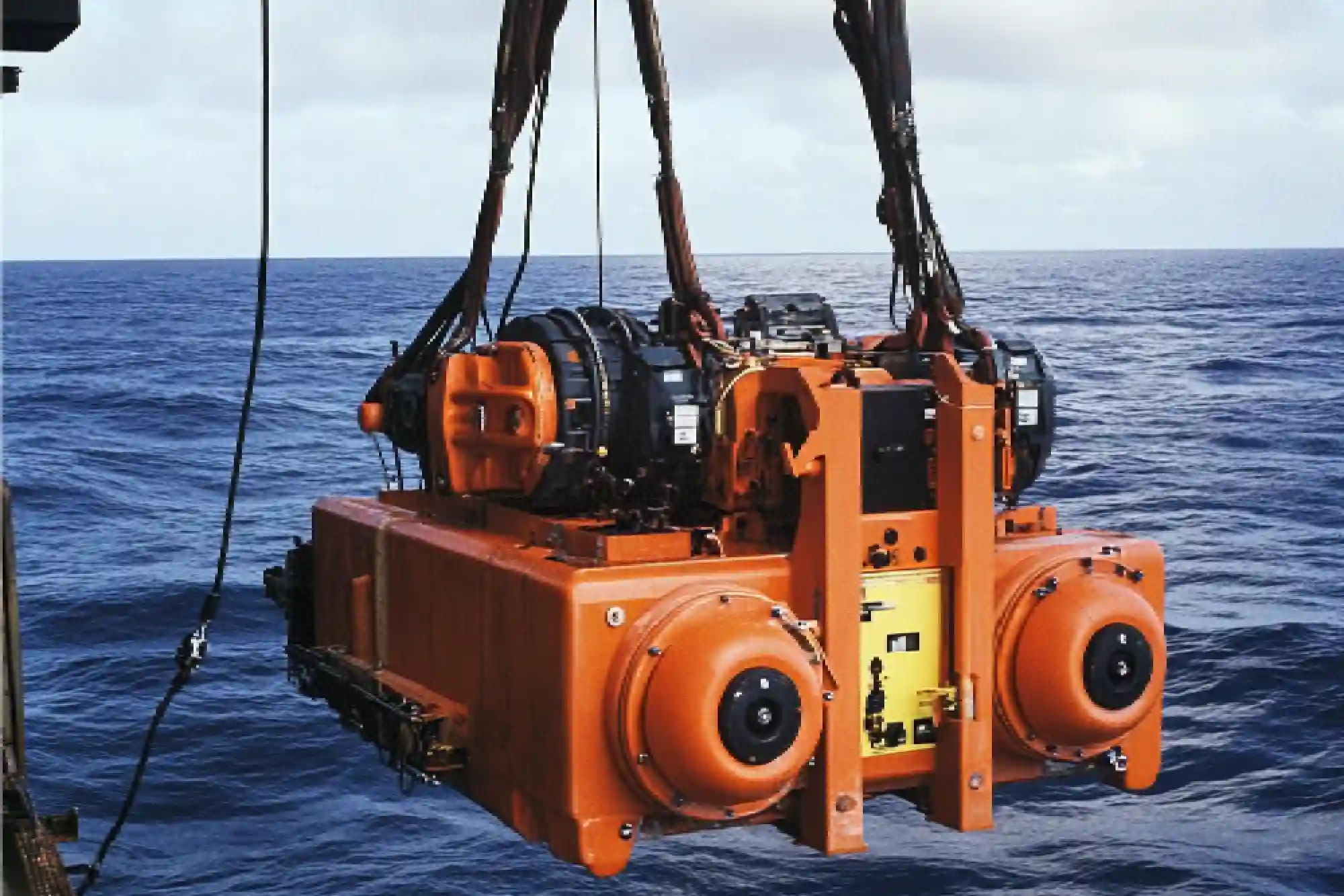 ROV inspections for hull